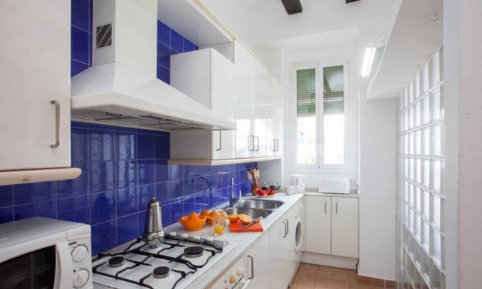 Aiora Apartment | Singular Stays Maritim
