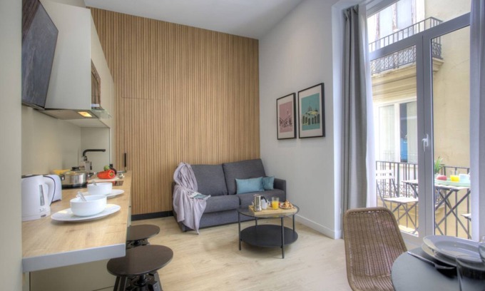 Valencia City Centre Apartment | SingularStays Mercado Central IV