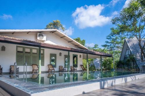 Dambulla House | Sinharaja River Lodge