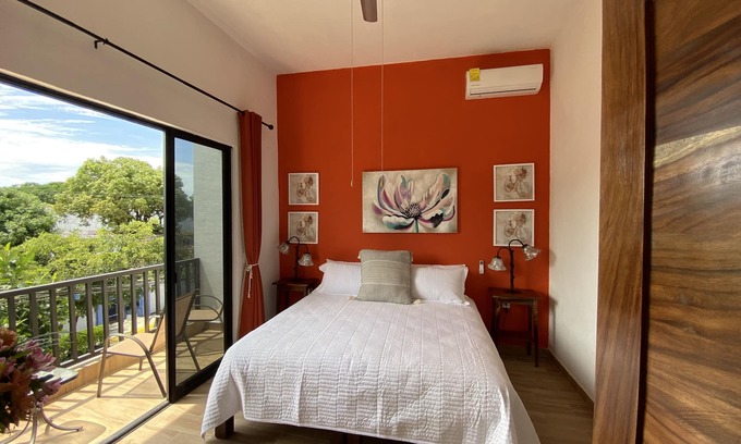 North End Apartment | Sirena Suites Apartamento encantador de 2 dormitorios a una cuadra de la playa!
