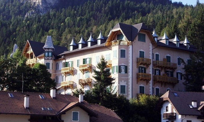 Mendel Pass Apartment | SISSI MENDEL KAISERRESIDENCE Your vacation becomes an experience directly on the Mendel Pass