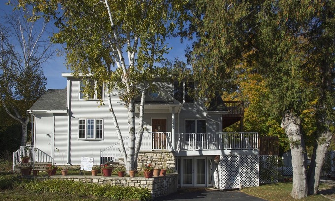 Sister Bay House | Sister Bay Parkview Beach Cottage #2
