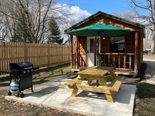 Sister Lakes Other | Sister Lakes Glamping Cabin at Wonder Woods #3