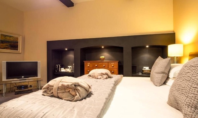 Leith House | Six Brunton Place