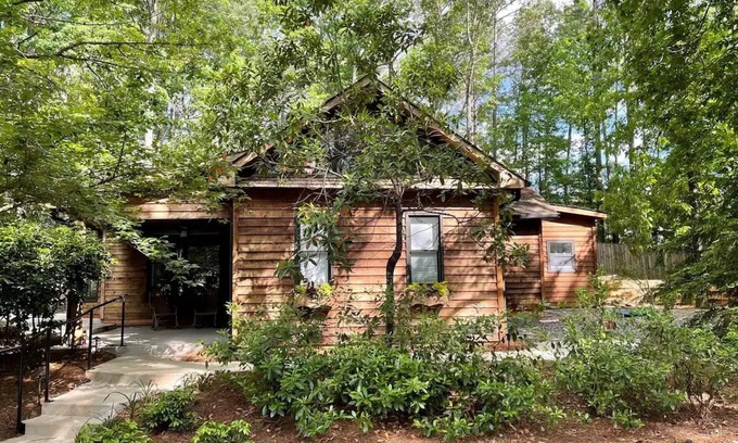 Canton Cabin | Sixes Cabin