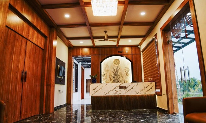 Satna Hotel | Siya Resort