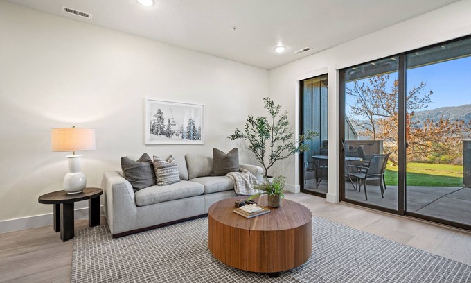 Wolf Creek Condo | Ski and Greens Haven | Mtn Views | Golf | Firepit