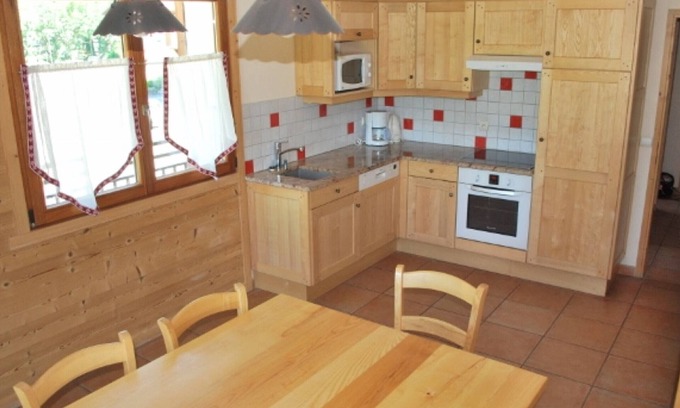 Le Grand-Bornand Apartment | Ski and Relax: Cozy 2BR Apartment with Pool & Games Near Grand-Bornand Village