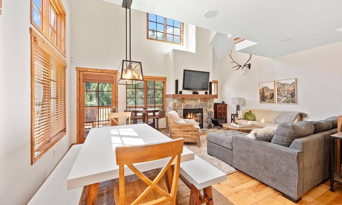 Tamarack Resort Condo | Ski-In Ski-Out | 2B With Bonus Space