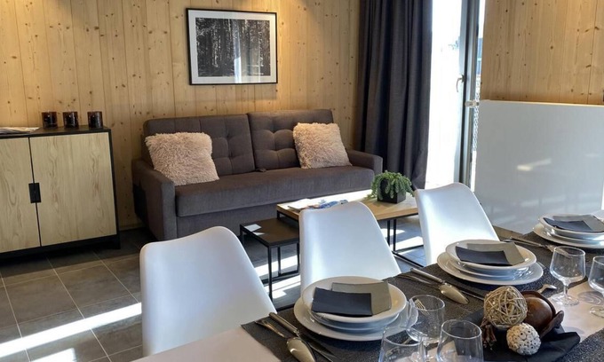 Piau Engaly Apartment | Ski-in/ski-out & foot of the slopes, fitness, terrace, parking, tv, 40m², Piau Engaly