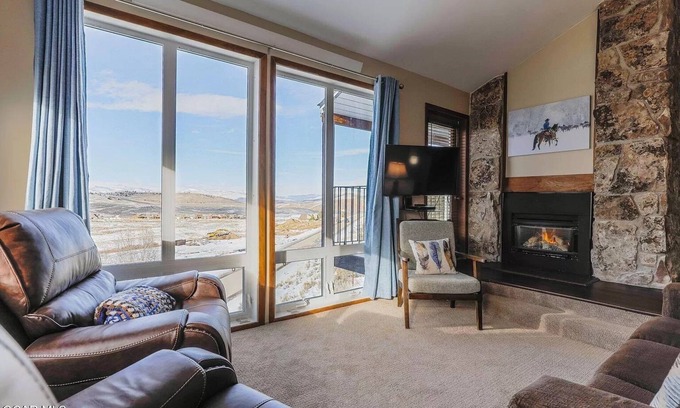 Silvercreek Condo | Ski-In/Ski-Out Mountain Retreat with Pool and Private Indoor Hot Tub