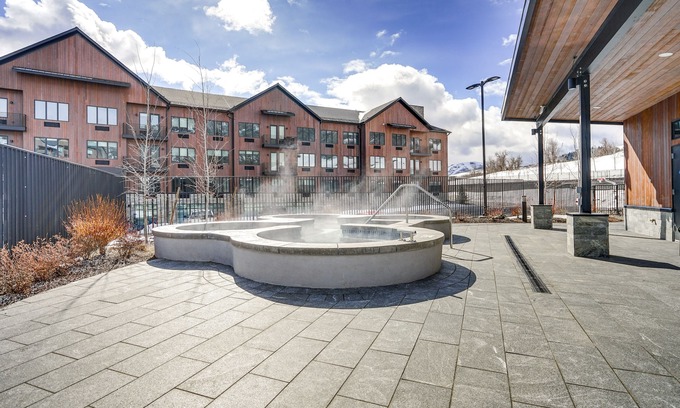 Park City Apartment | Ski-In/Ski-Out Park City Studio: Community Hot Tub