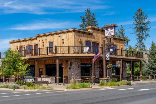Sisters Hotel | Ski Inn Taphouse Hotel