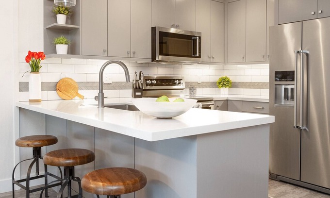 North Park City Condo | SKI N SKI OUT, Hike & Bike out the door, Gym Pickle Ball Tennis pools tub