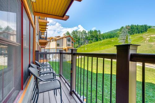 North Conway Apartment | Ski-Out Family Condo at Cranmore Mountain