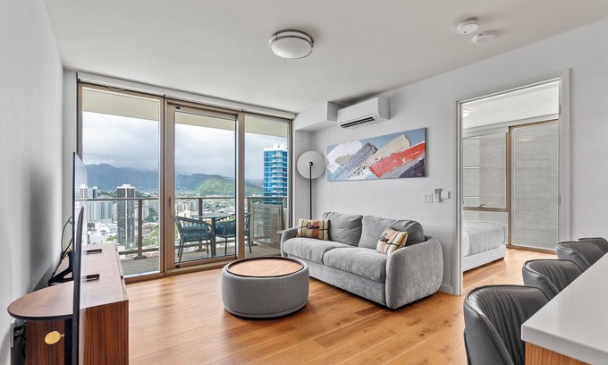 Ala Moana Condo | Sky Ala Moana 3509: 2 BR, 2 BA in Honolulu, Sleeps 4