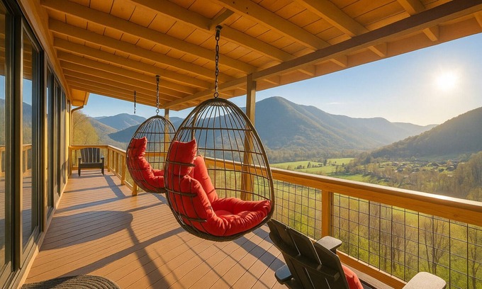 Valley Creek Run Ski Chalet | Sky High Retreat - Epic Views, Hot Tub, King Suites, Game Loft, Pet-Friendly