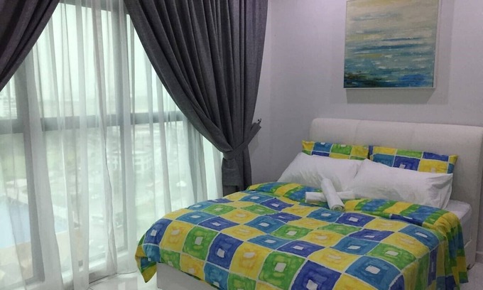 Bukit Indah Apartment | Sky Loft 6pax (WIFI) 13 @ JB City Homestay