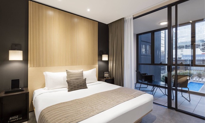 Parramatta CBD Apartment | SKYE Hotel Suites Parramatta