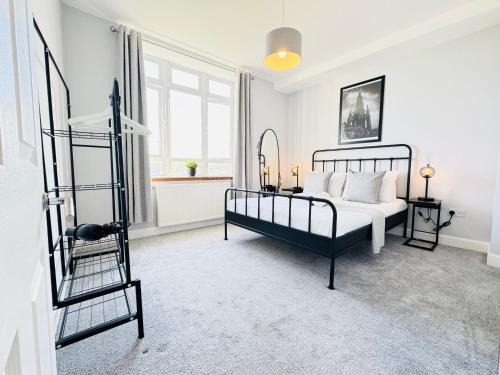 Gorgie Apartment | Skyline View Apartment