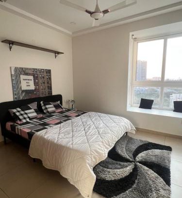 Bengaluru Apartment | Skyview 3 BHK in Nikoo Homes for Big groups