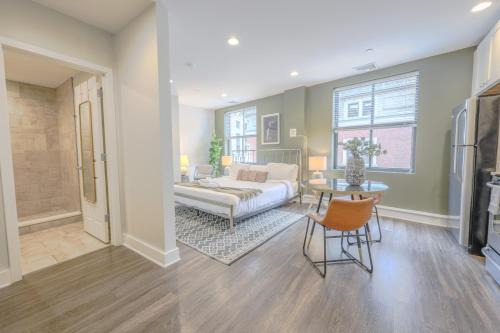 Boston Financial District Apartment | Sleek FIDI Studio Close to Public Transit