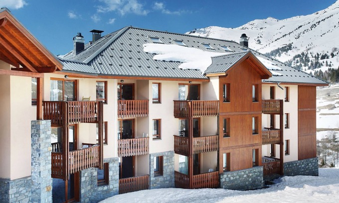 Saint-Francois-Longchamp Condo | Sleeps 8! 3 Bedrooms | Saint-François-Longchamp