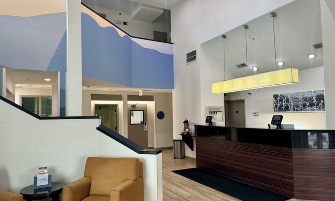 Southgate Triangle Hotel | Sleep Inn Missoula Southgate