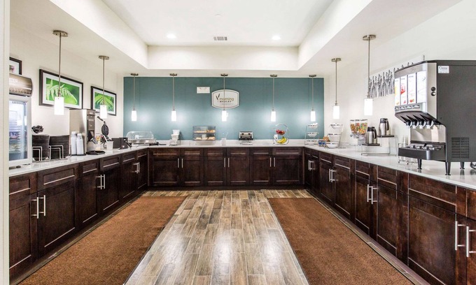 Bryan Hotel | Sleep Inn & Suites Bryan - College Station