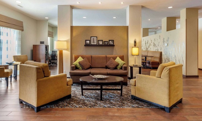 Fargo Hotel | Sleep Inn & Suites Fargo Medical Center