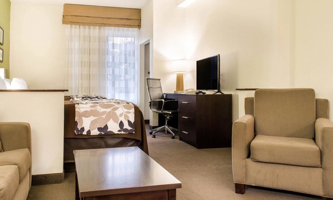 Metairie Hotel | Sleep Inn & Suites Metairie