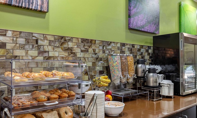 Millbrook Hotel | Sleep Inn & Suites Millbrook - Prattville
