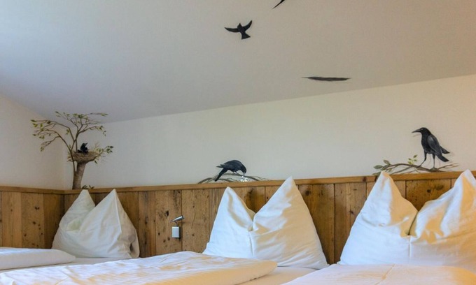 Soell House | "Sleeping in the witches' water" triple room - Alpengasthof Hochsöll