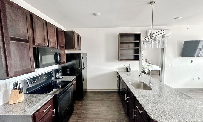 North Little Rock Apartment | Sleepover: Cozy 1BD/1BA + Gym - Little Rock