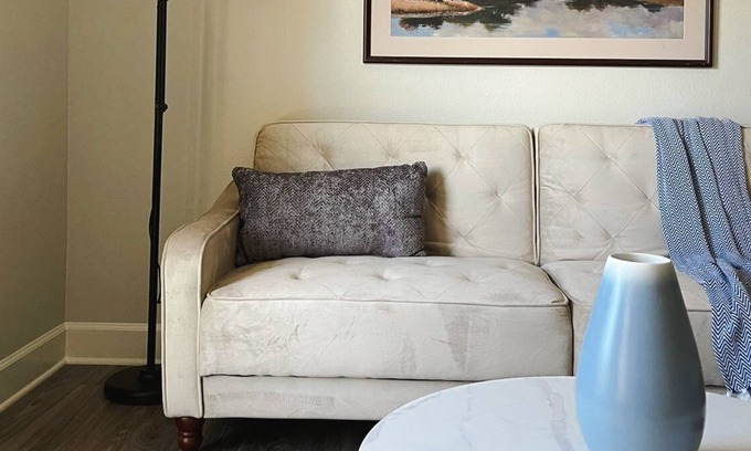 Ferndale Apartment | Sleepover: Tranquil 1BD/1BA + Gym - Little Rock
