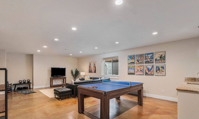 West Colfax House | Sloan's Lake Loft | Hot tub & Rooftop Patio