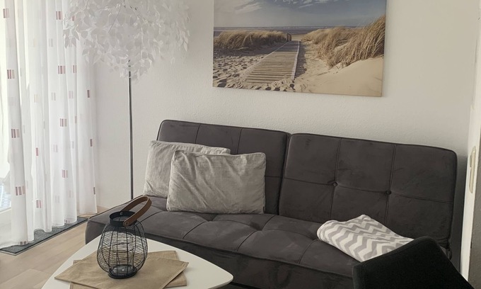 Ludwigshafen Apartment | Small apartment with lake view, balcony and Wi-Fi