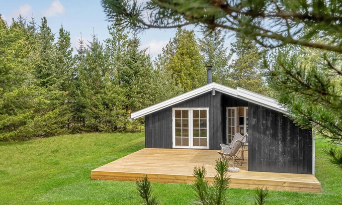 Nørklit House | Small but nice cottage surrounded by trees in quiet nature.
