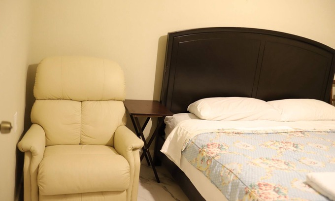 Lake Worth Apartment | Small efficiency hypoluxo