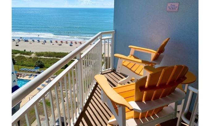 Myrtle Beach House | Small Family Getaway-Couples Retreat-Book Now! Strong WIFI - Super Clean
