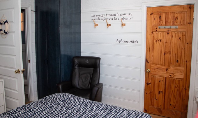 La Mitis Ski Chalet | Small rustic and charming chalet, perfect for a weekend with a lover or family.