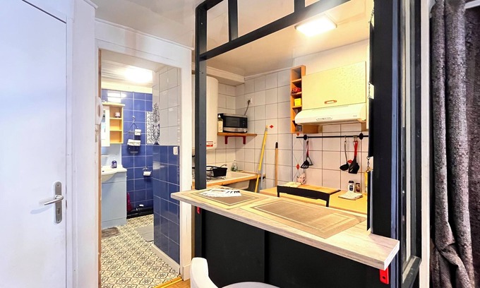 Clermont-Ferrand Apartment | Small Studio downtown