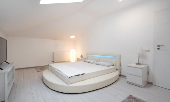 Bucharest Apartment | Smart Duplex
