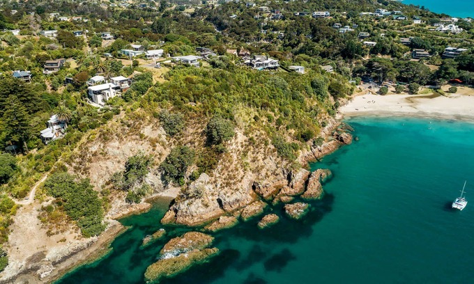 Oneroa House | Smiths Cottage | Stay Waiheke
