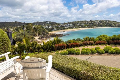 Oneroa House | Smiths Cottage - Stay Waiheke