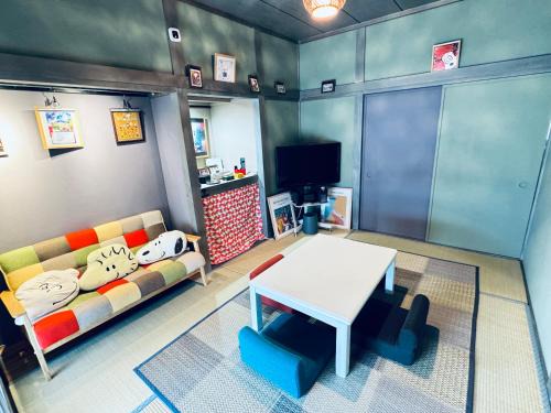 Koori House | SNOOPYと過ごす一棟貸しの宿 ーacchicocchi hideoutー