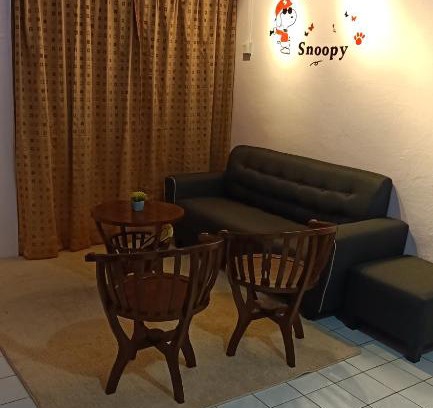 Batu Pahat Apartment | Snoopy homestay Two Bedroom