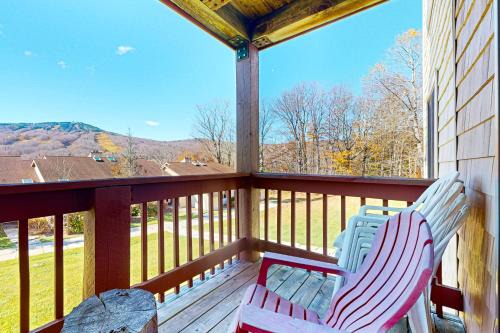West Dover Apartment | Snow Mountain Village 13F