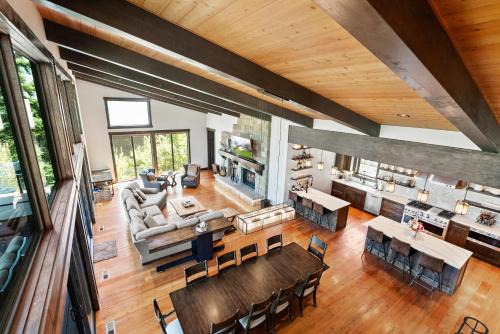 Whitefish House | Snowghost Chalet Ultimate Luxury Ski In Ski Out 5BD 55BA with Hot Tubs Steam Room and Game Room