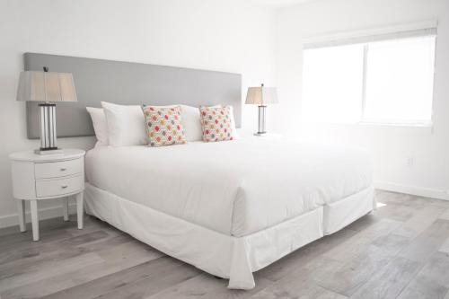 West Avenue Apartment | Sobe Lux